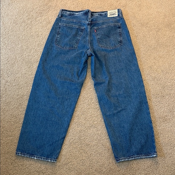 Levi’s Wellthread Baggy Dad Jeans - Picture 7 of 7